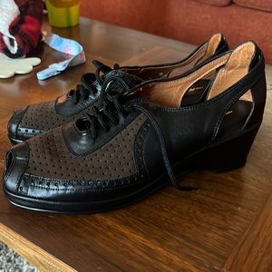 Re mix vintage wedge (read description)